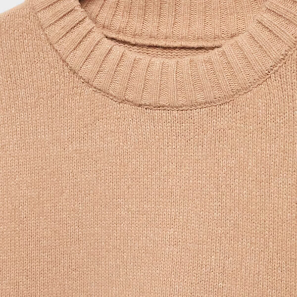 Round-neck knitted sweater - Image 2